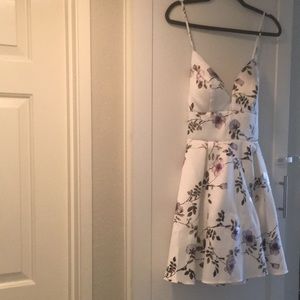 Color:multi color (floral) Size:13/14 Brand:windsor